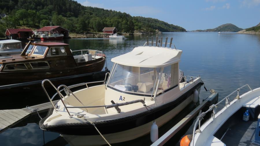 Boot Dolmoy 23 ft, 100 PS , Bootsnummer A1 bis A5