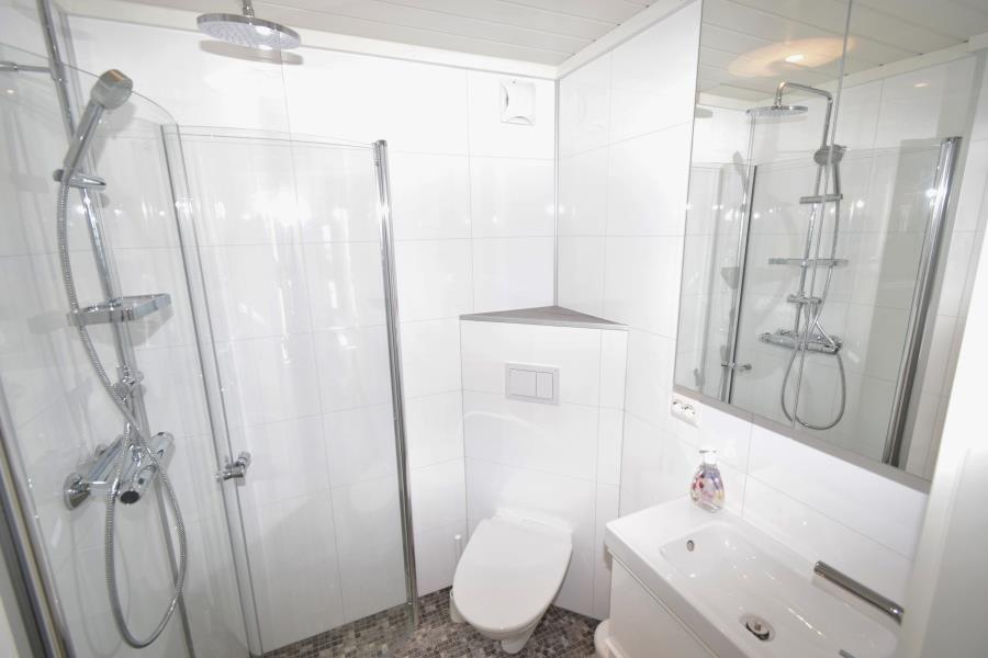 das 2. Duschbad im EG