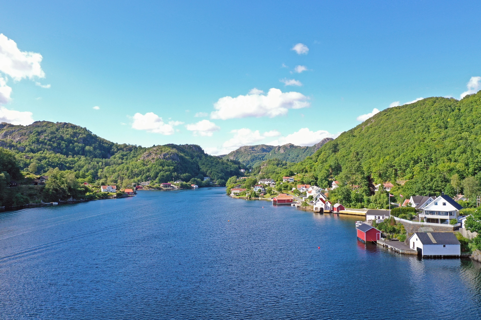 Rasvagfjord inmitten Hidras