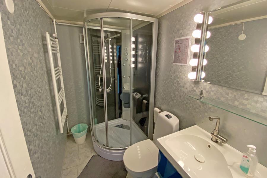 das Badezimmer