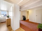 Flurraum mit weiterer Garderobe