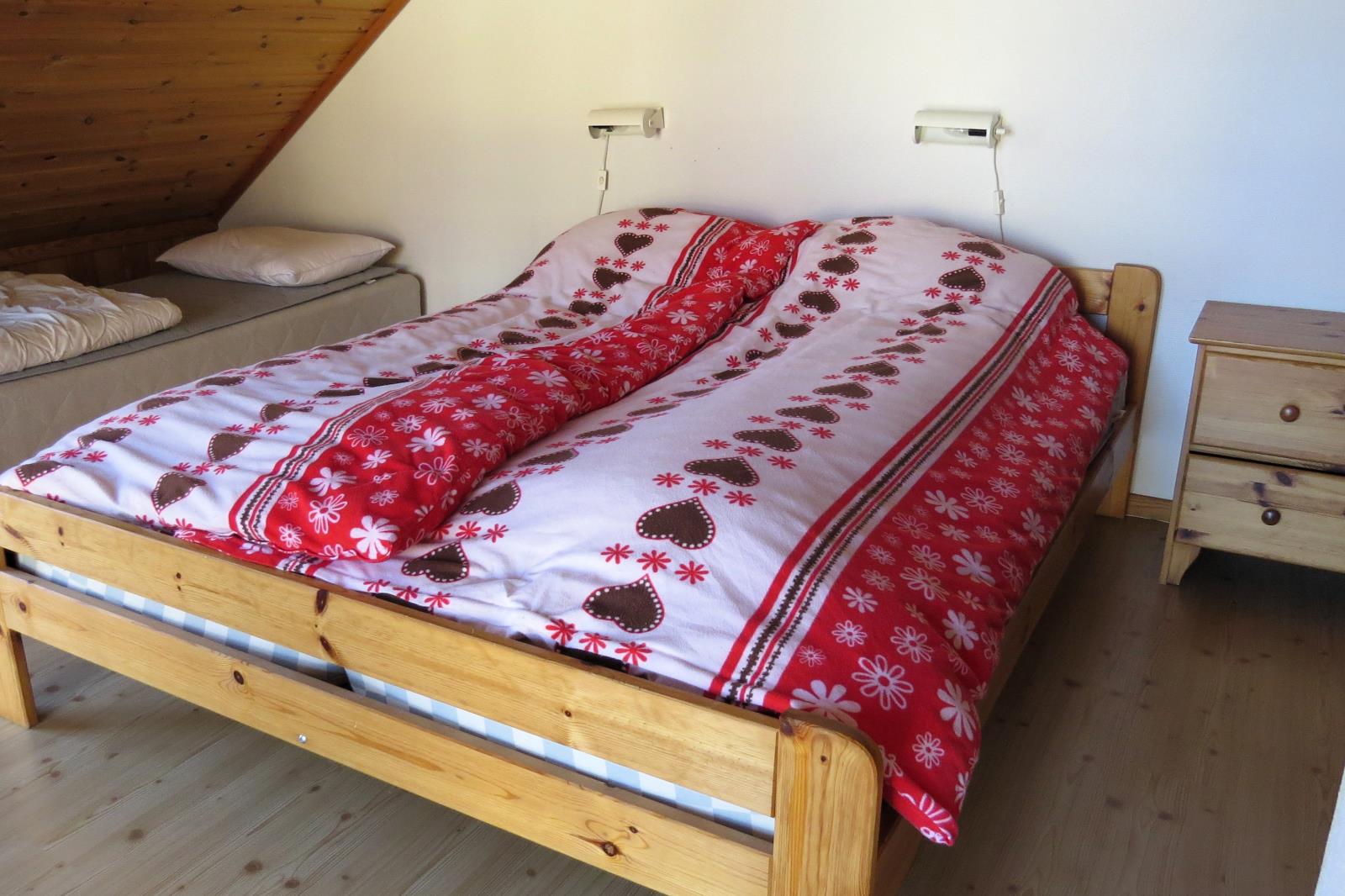 offener Loft mit mit 3 Betten