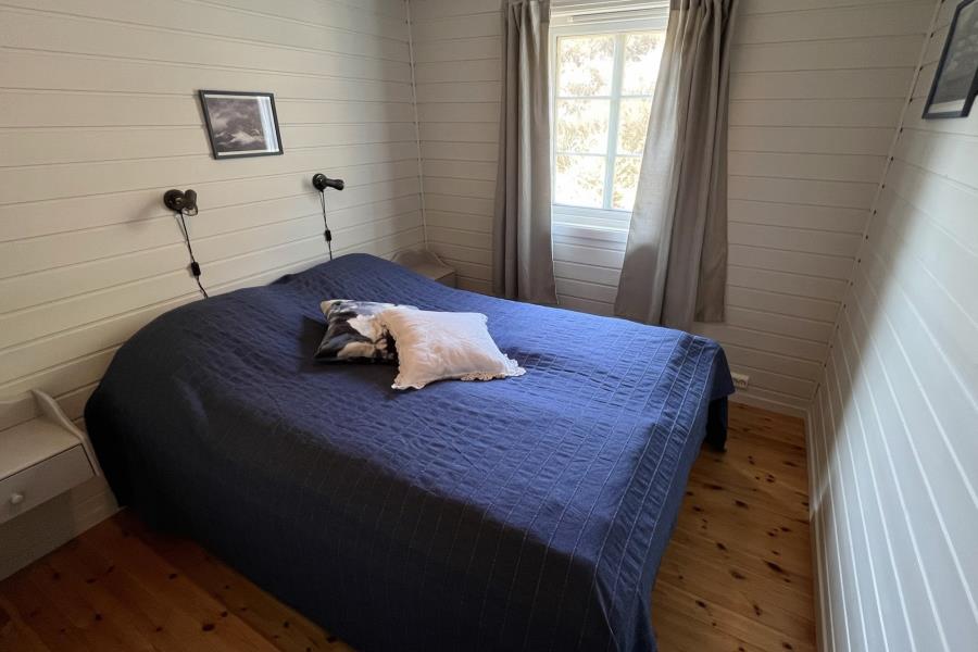 Schlafzimmer 1 mit Doppelbett