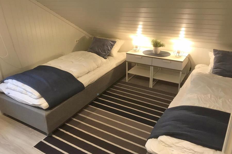 Schlafzimmer 2