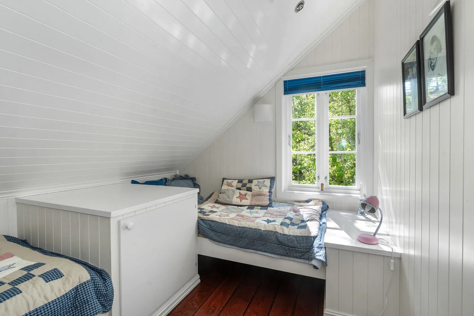 2. Schlafzimmer mit 2 Einzelbetten