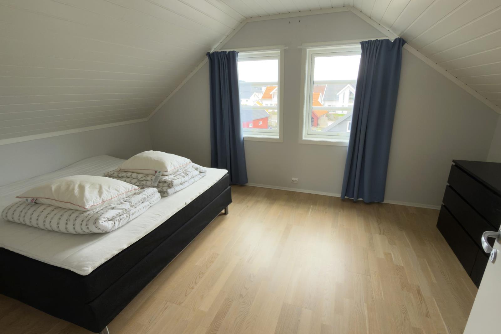 Schlafzimmer 2