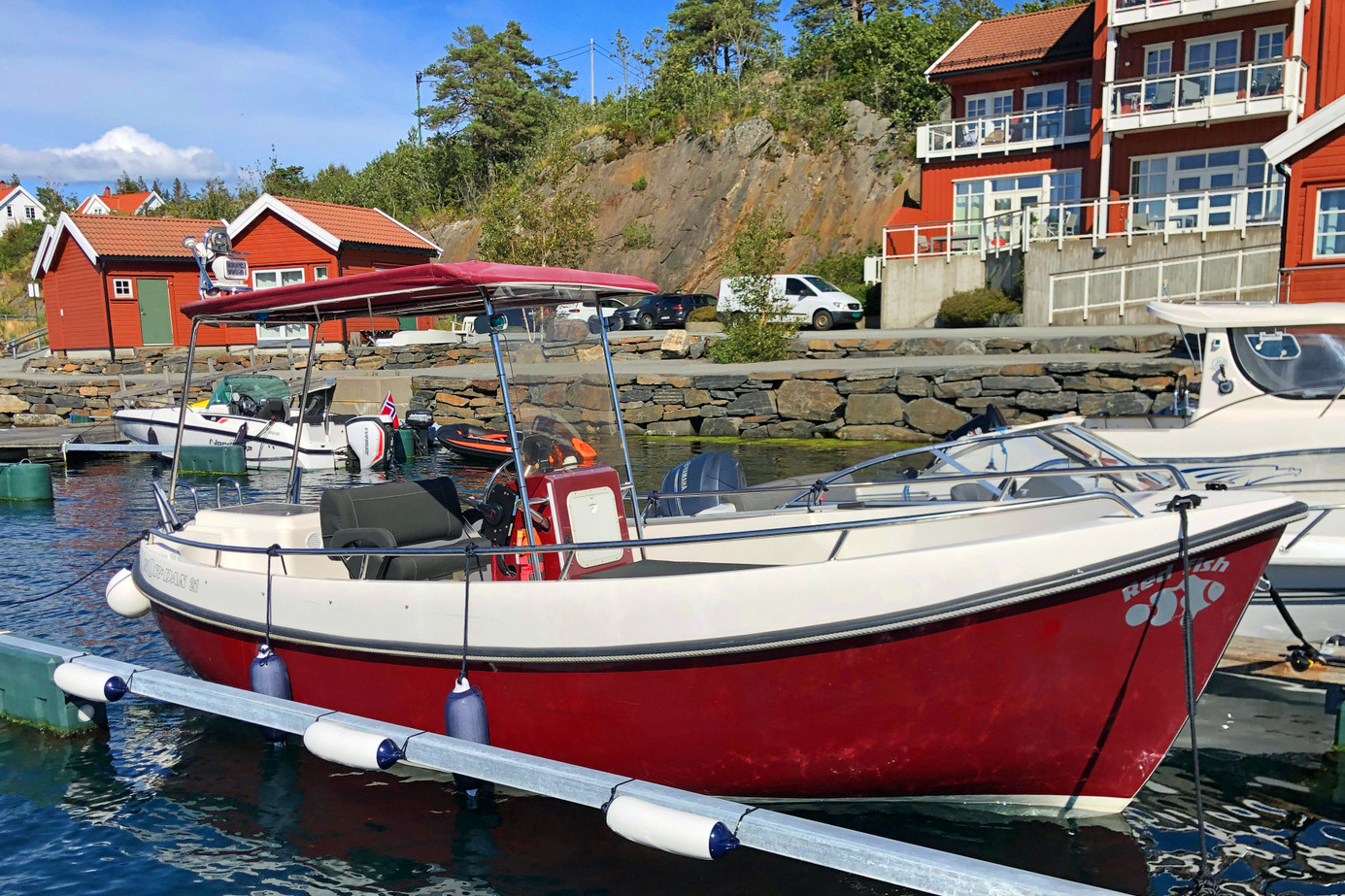 Führerscheinfreies Mietboot Nordan Fish 21 ft. mit 20 PS, Plotter-Echolot