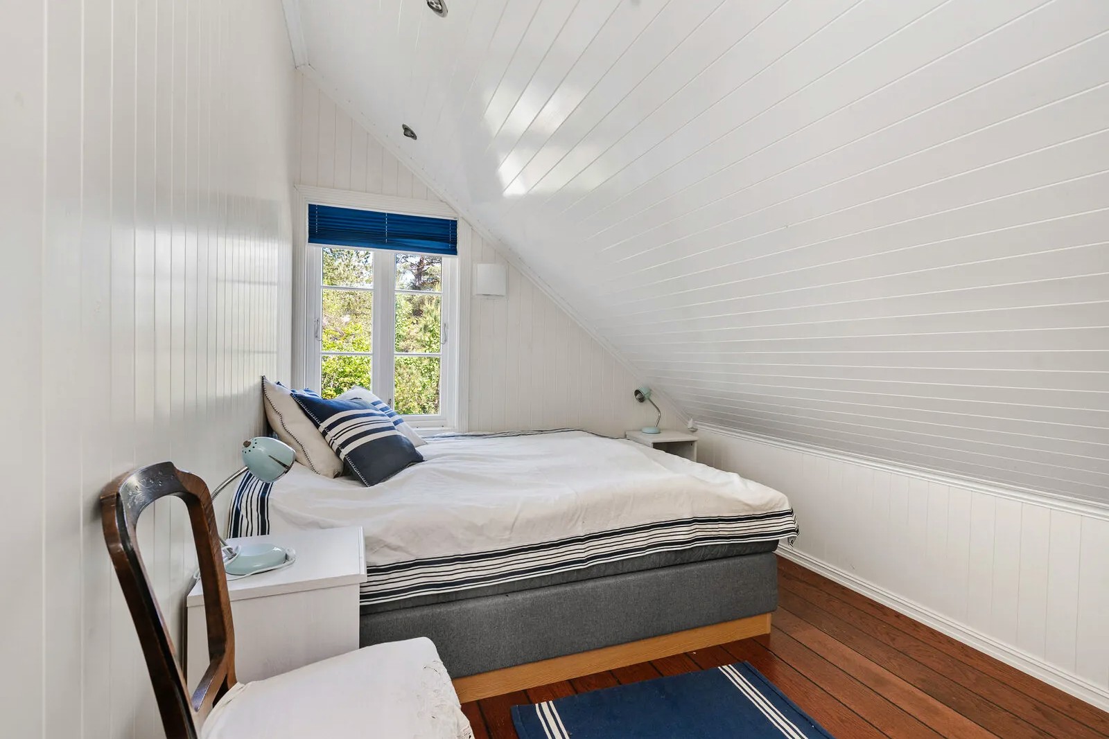 1. Schlafzimmer mit Doppelbett