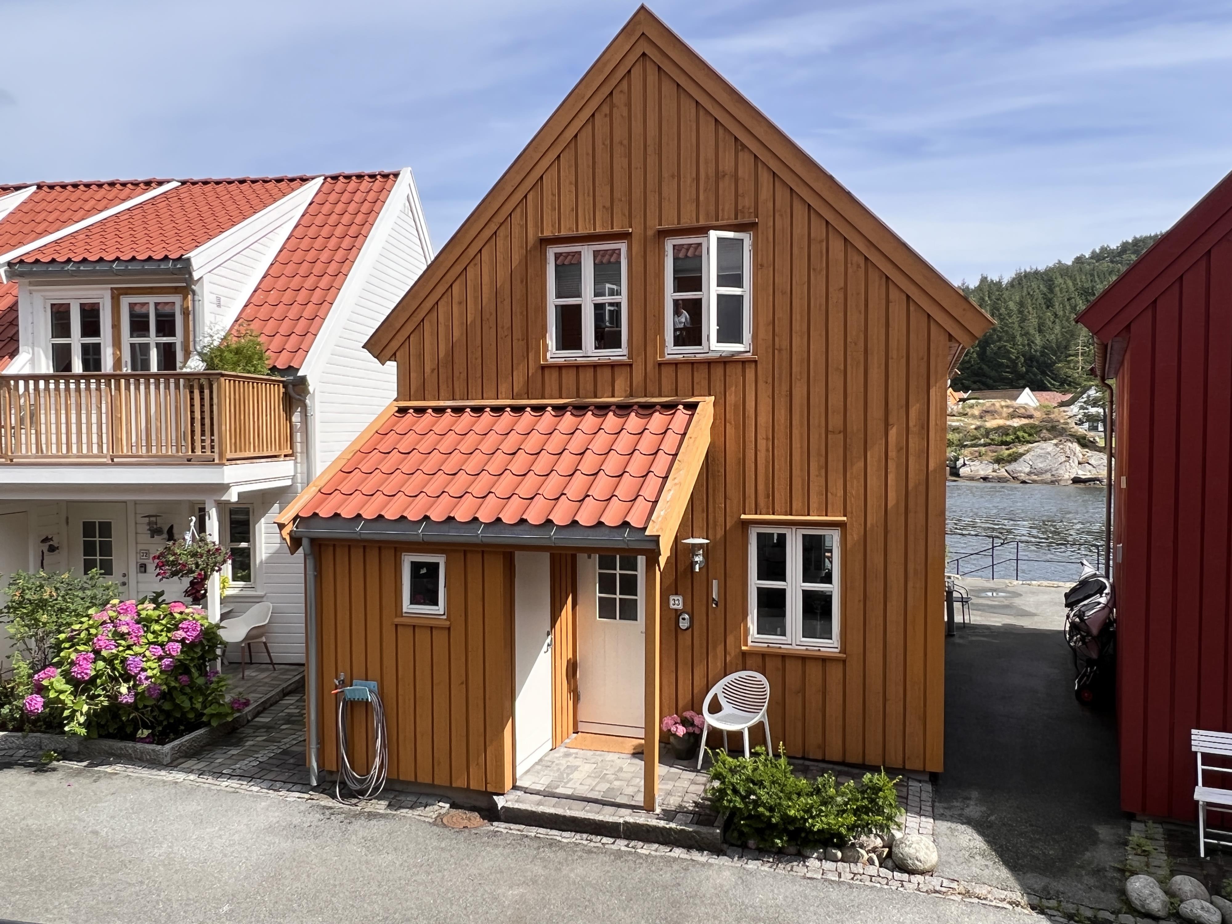 vor dem Haus