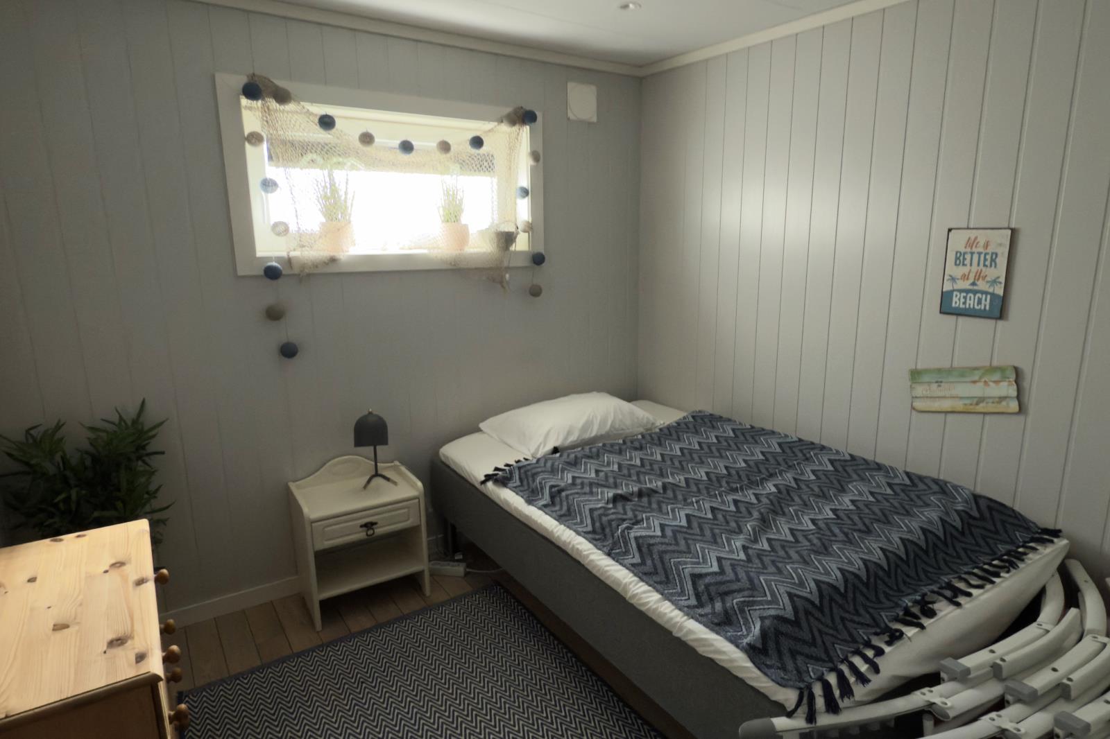 Schlafzimmer 5 , 120 cm Comfortbett im Parterre
