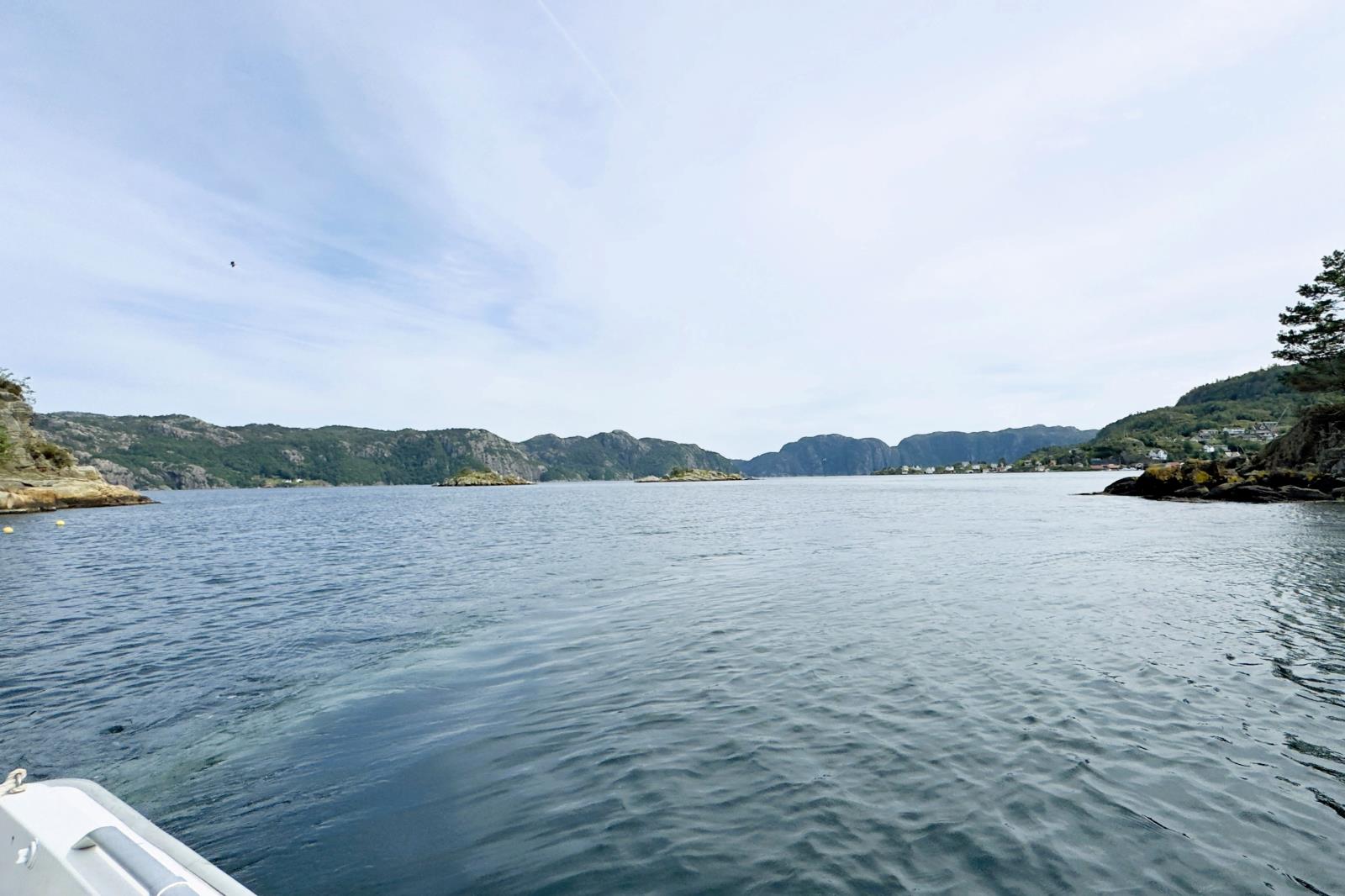 der Fjord am Haus