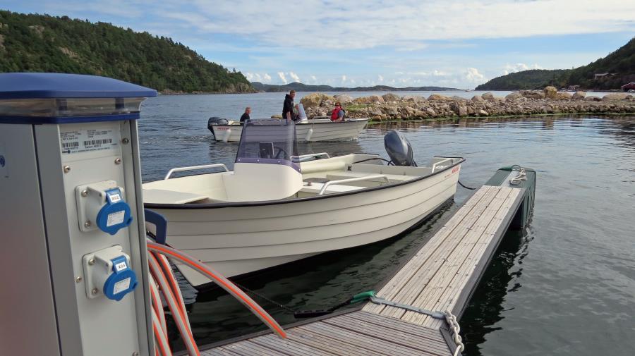 das Extraboot Oien 530 F, 40 PS, Plotter-Echolot