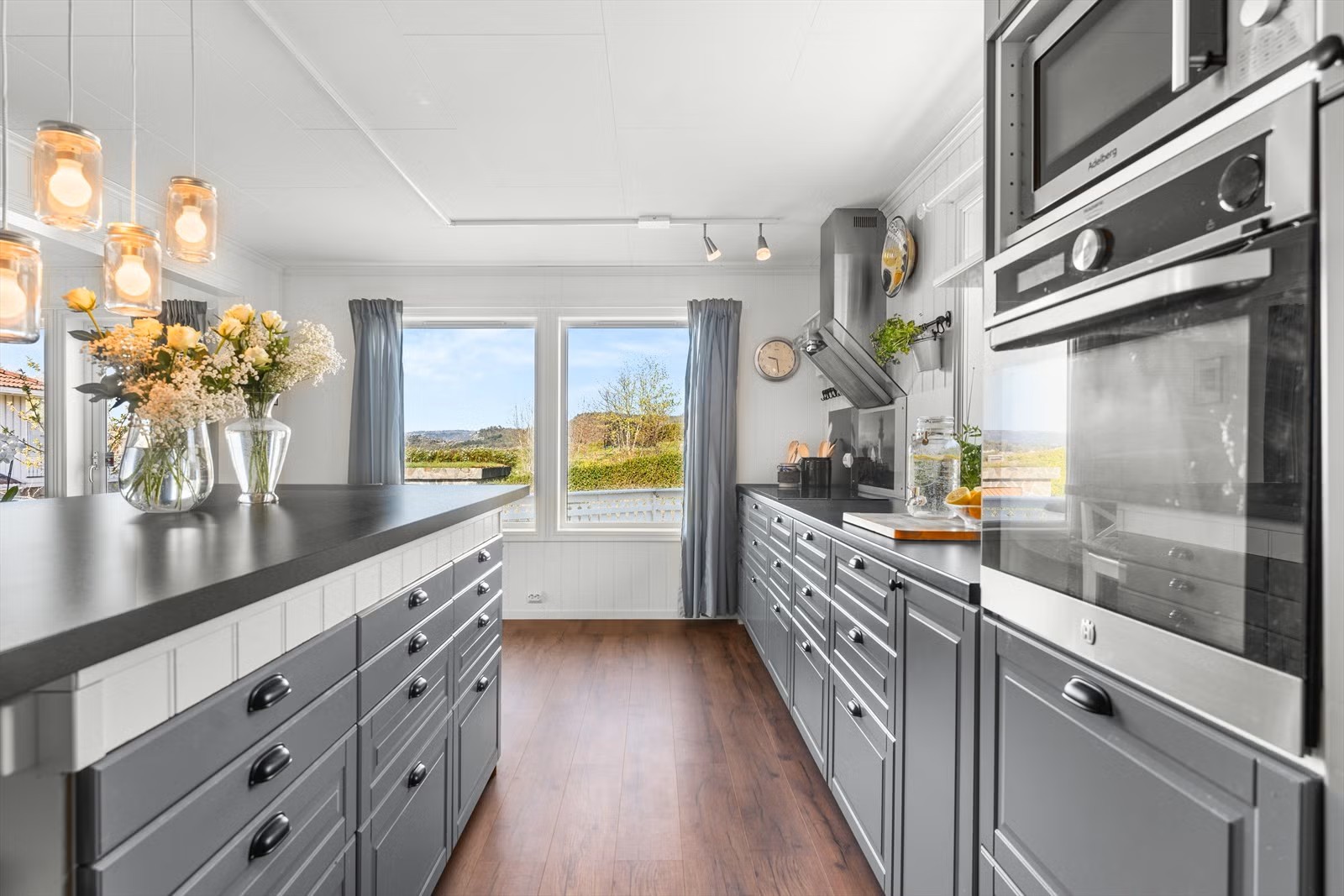 modern und schick, große offene Küche 