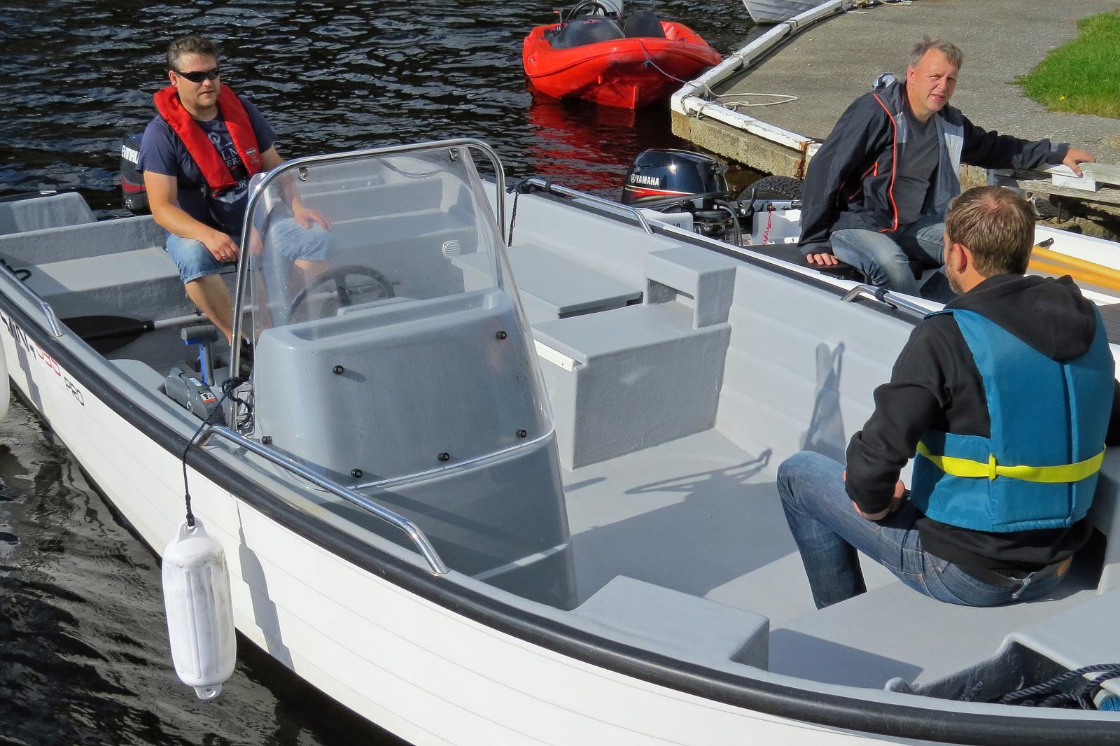 Boot Sting 535 Pro 50 PS vom 01.04-31.10. inklusive (Beispielfoto)