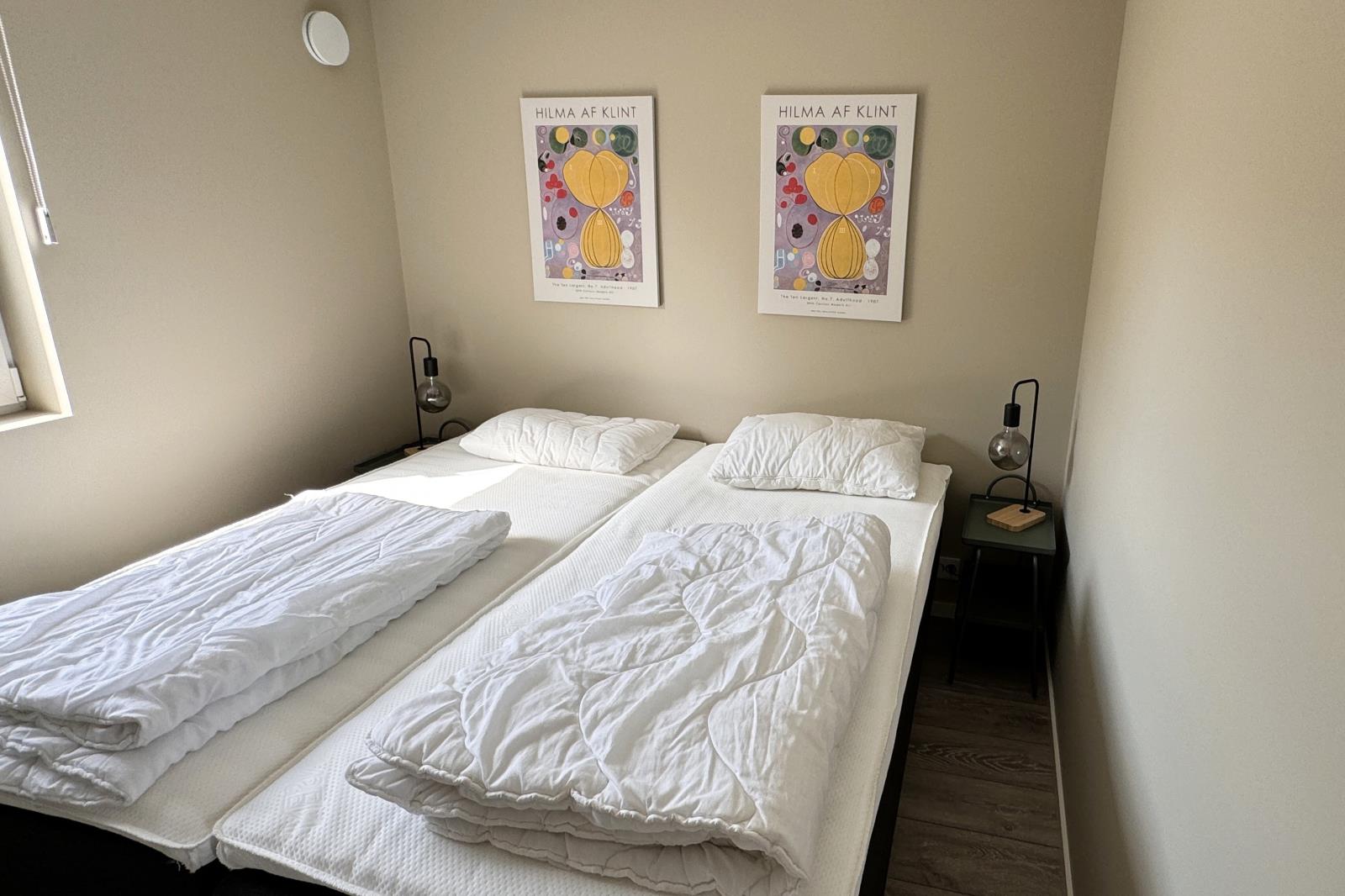 Schlafzimmer 1