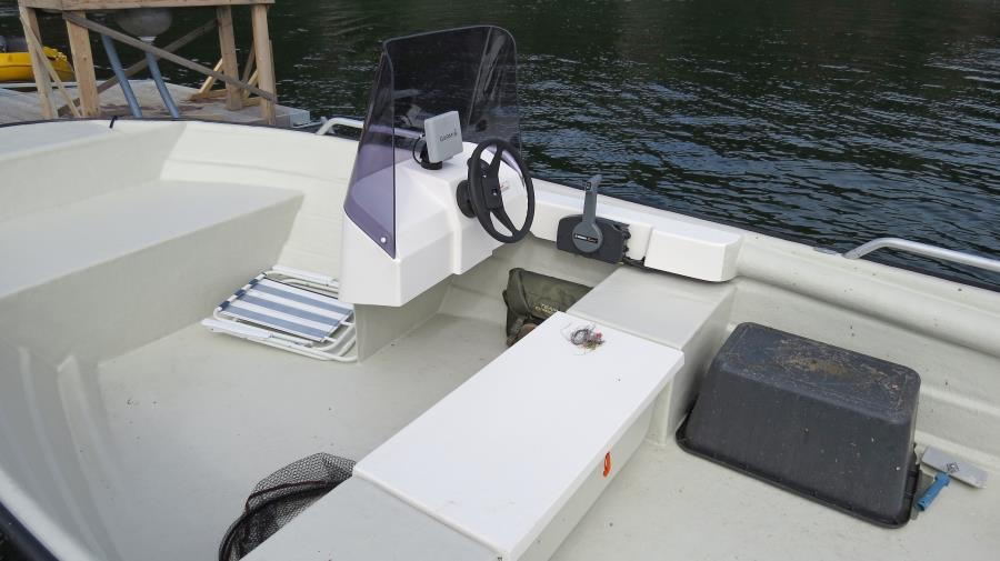 das Extraboot Oien 530 F, 40 PS, Plotter-Echolot