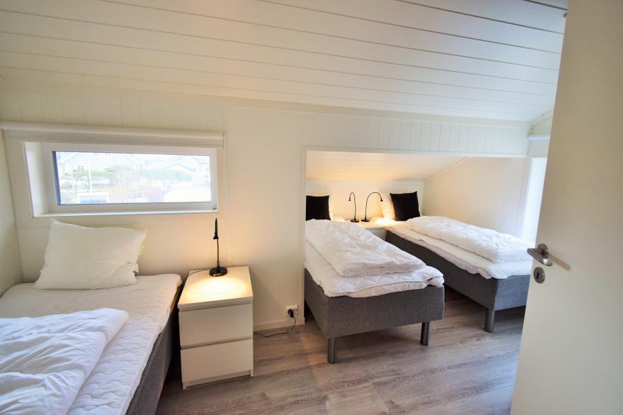 Schlafzimmer 2 mit 3 Betten
