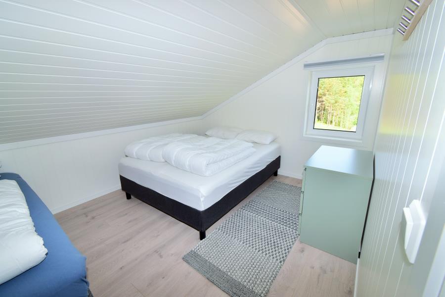 Schlafzimmer 4