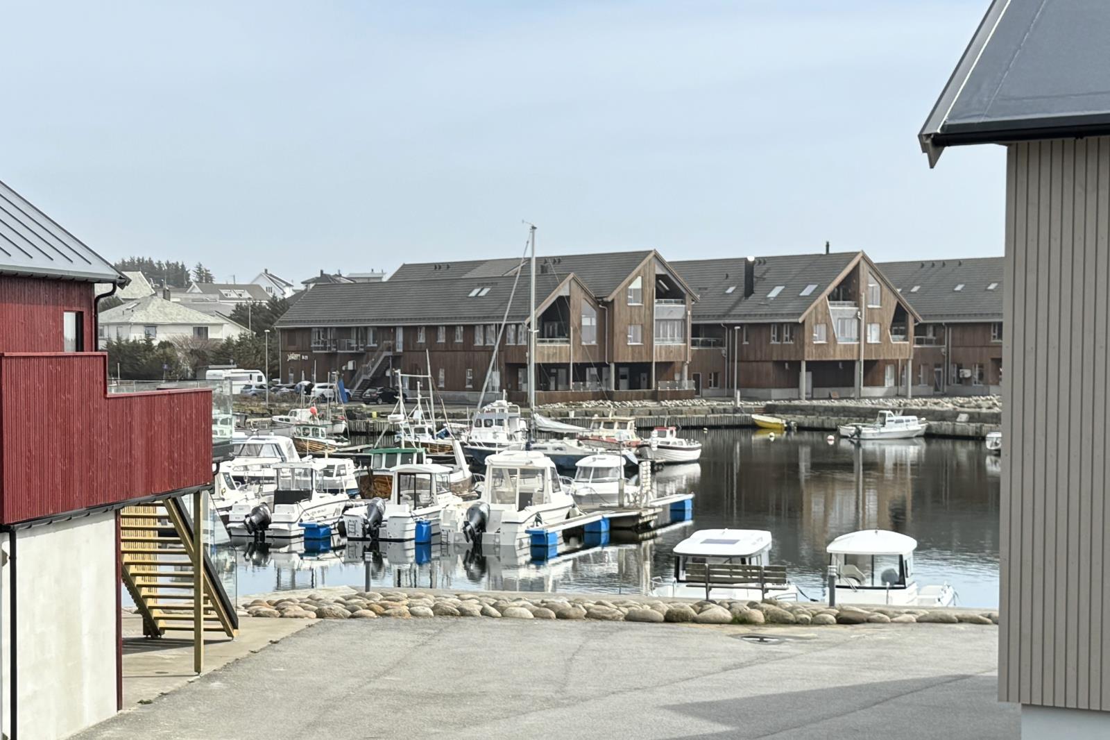 der Hafen hinterm Haus