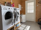 Waschraum mit Waschmaschine - Trockner