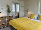 Schlafzimmer 1 im EG mit Zugang Bad