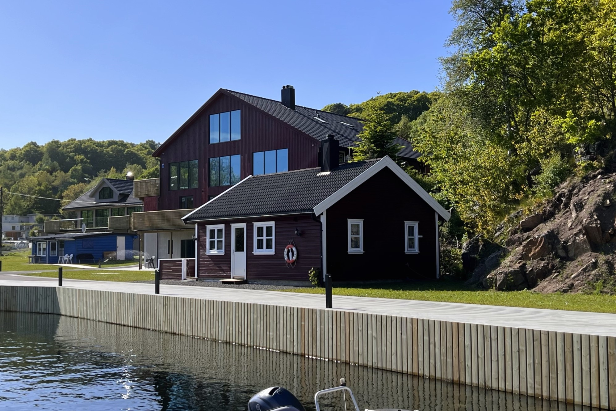 neue Steganlage vor den Fjordhytten