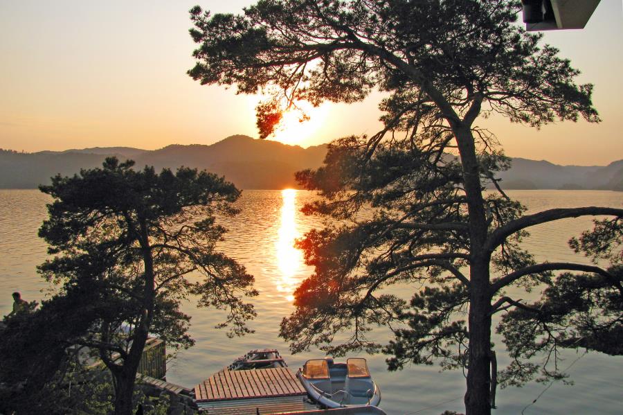 Abendsonne über Stolsfjorden