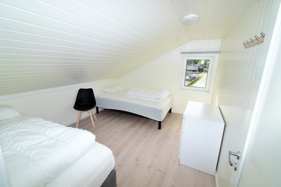 Schlafzimmer 4
