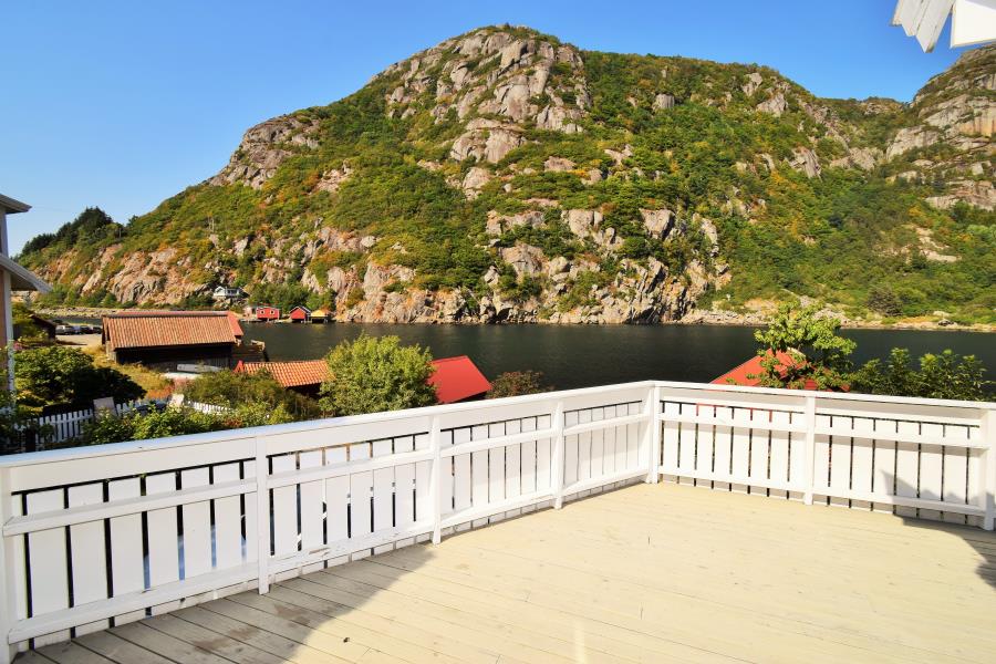 Traumhafter Blick auf den Fjord